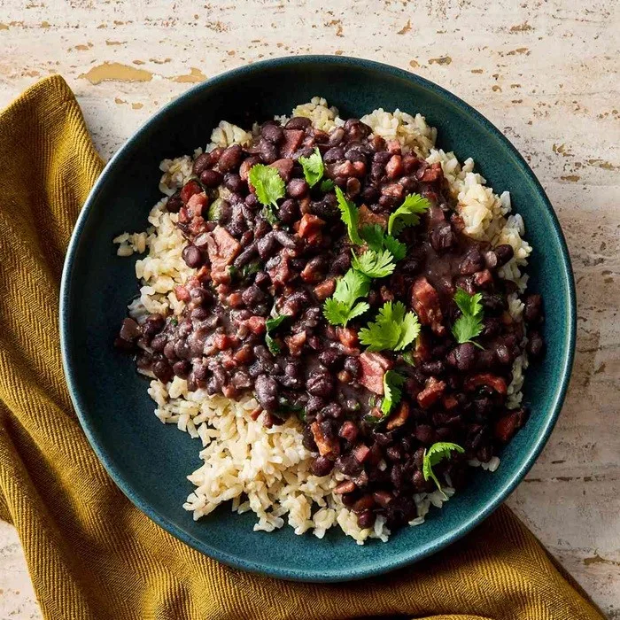 Feijoada - Braziliaanse Stoofpot met Zwarte Bonen en Vlees