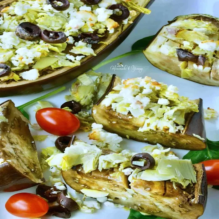 Geroosterde aubergine met geitenkaas en geroosterd platbrood
