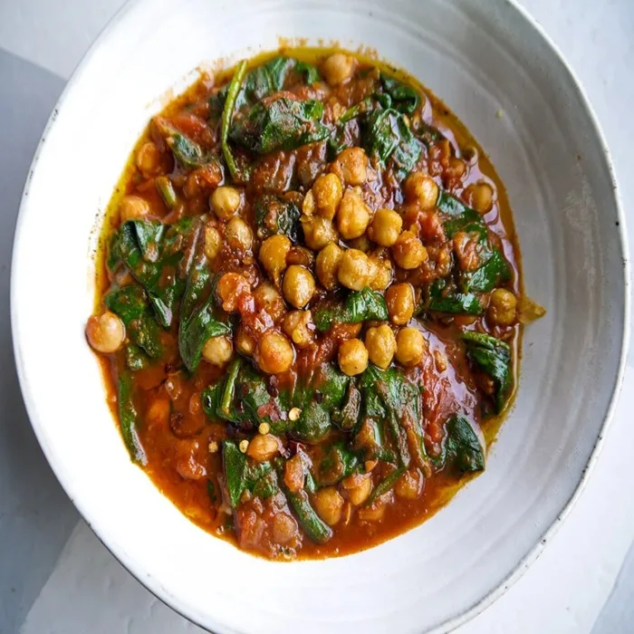 Kikkererwtenstoofpot met chorizo en spinazie