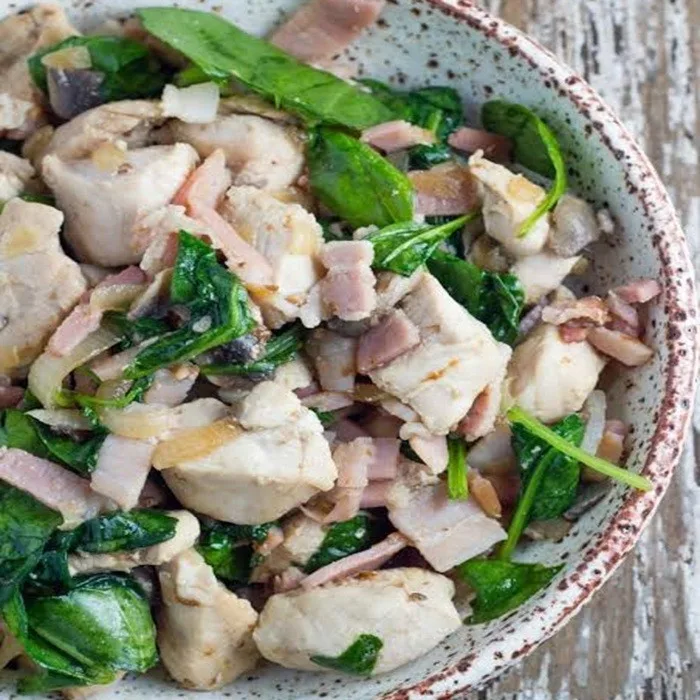 Kipsalade met Champignons en Spek