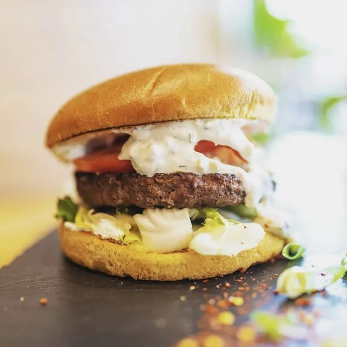 Lamsburgers met Tzatziki
