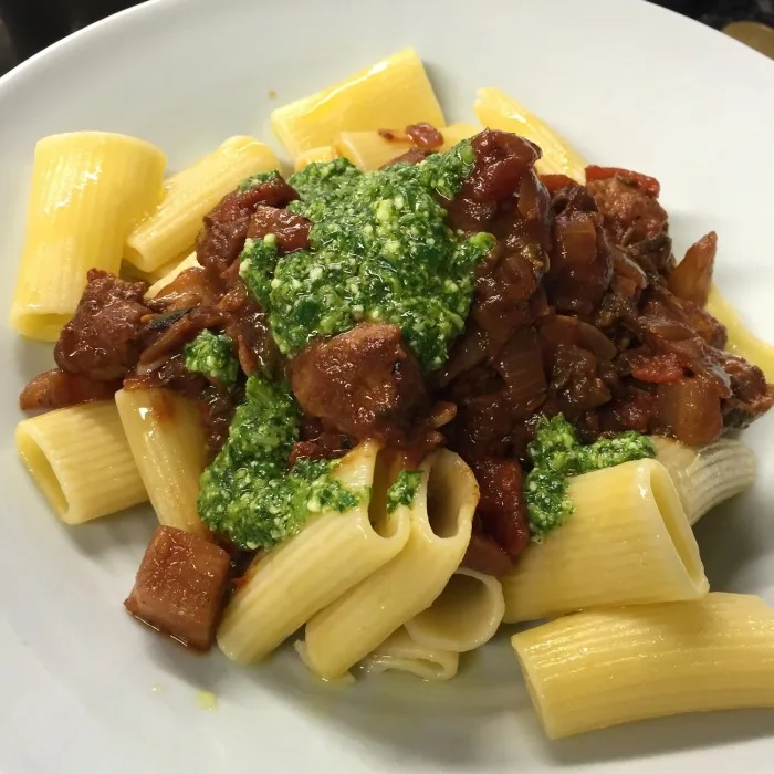 Rigatoni met venkelworstsaus
